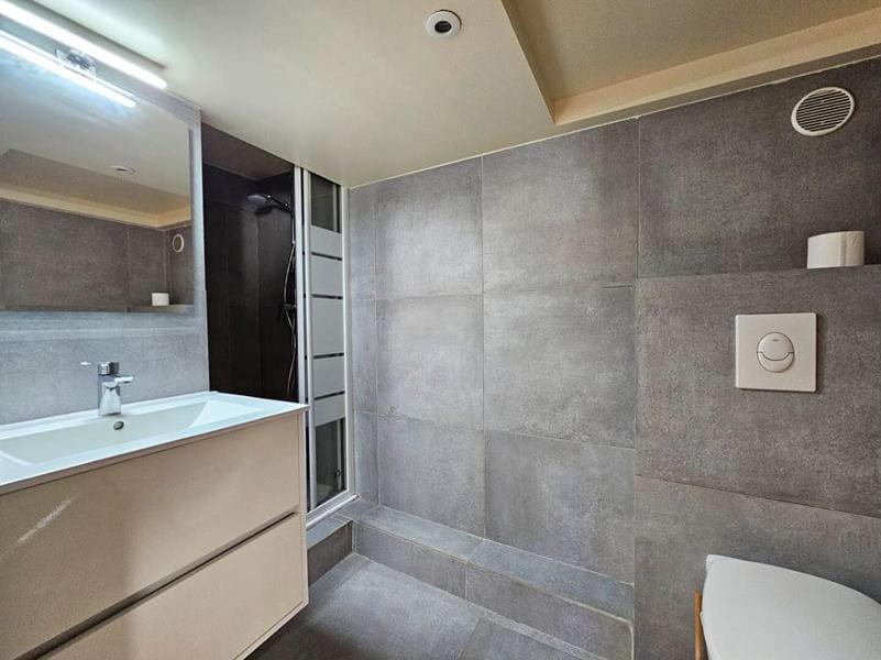 T2 Coconing, Wifi, Internet, Clim, 300m Apartment